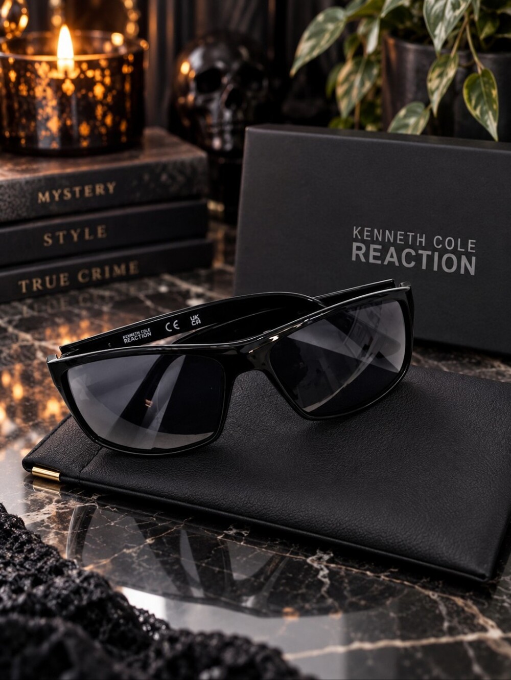 NWT Kenneth Cole Reaction KC1384 Black Wrap Sunglasses Smoke Lens Unisex